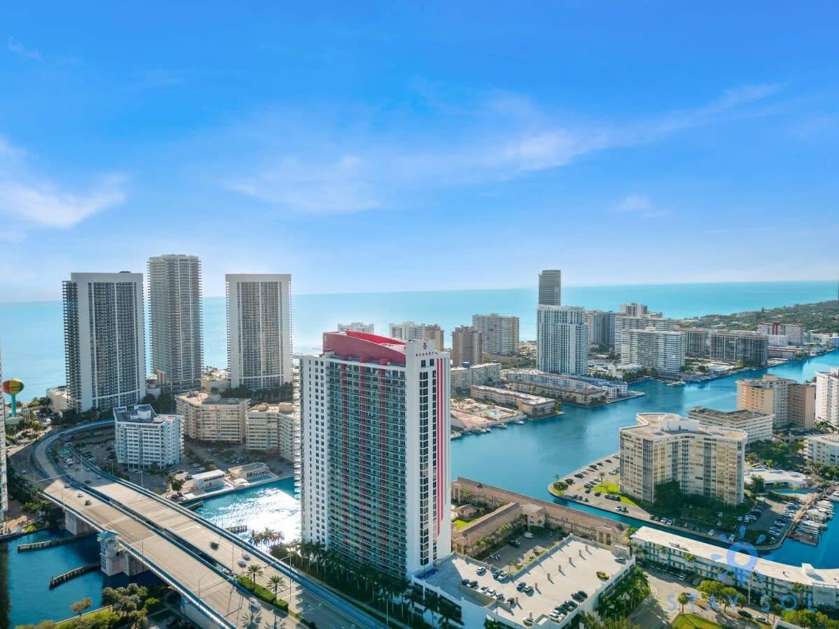 Balcony - Pool - Near Beach - Gym Hallandale Beach Exterior foto